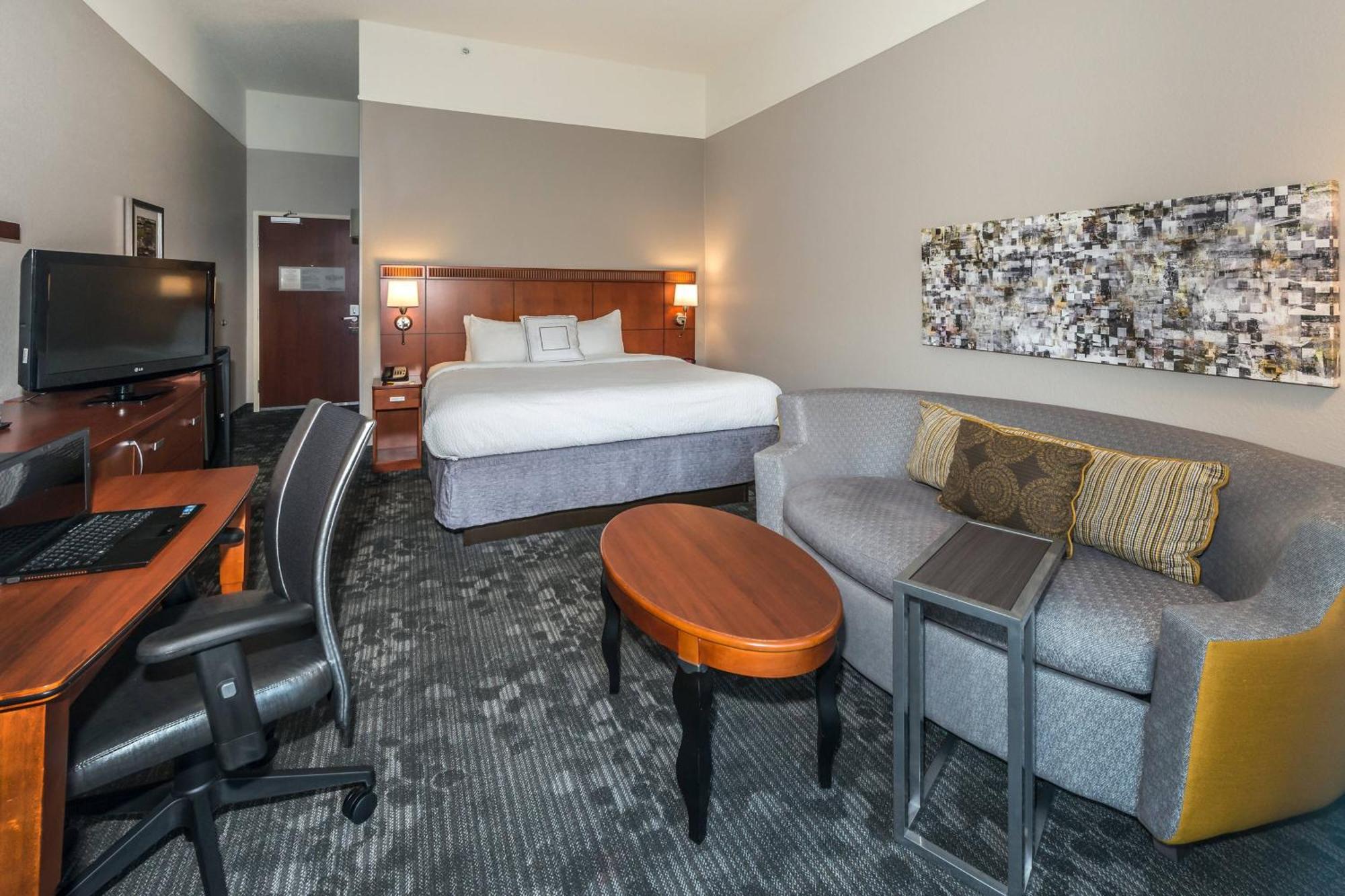 Courtyard By Marriott Panama City Exterior foto